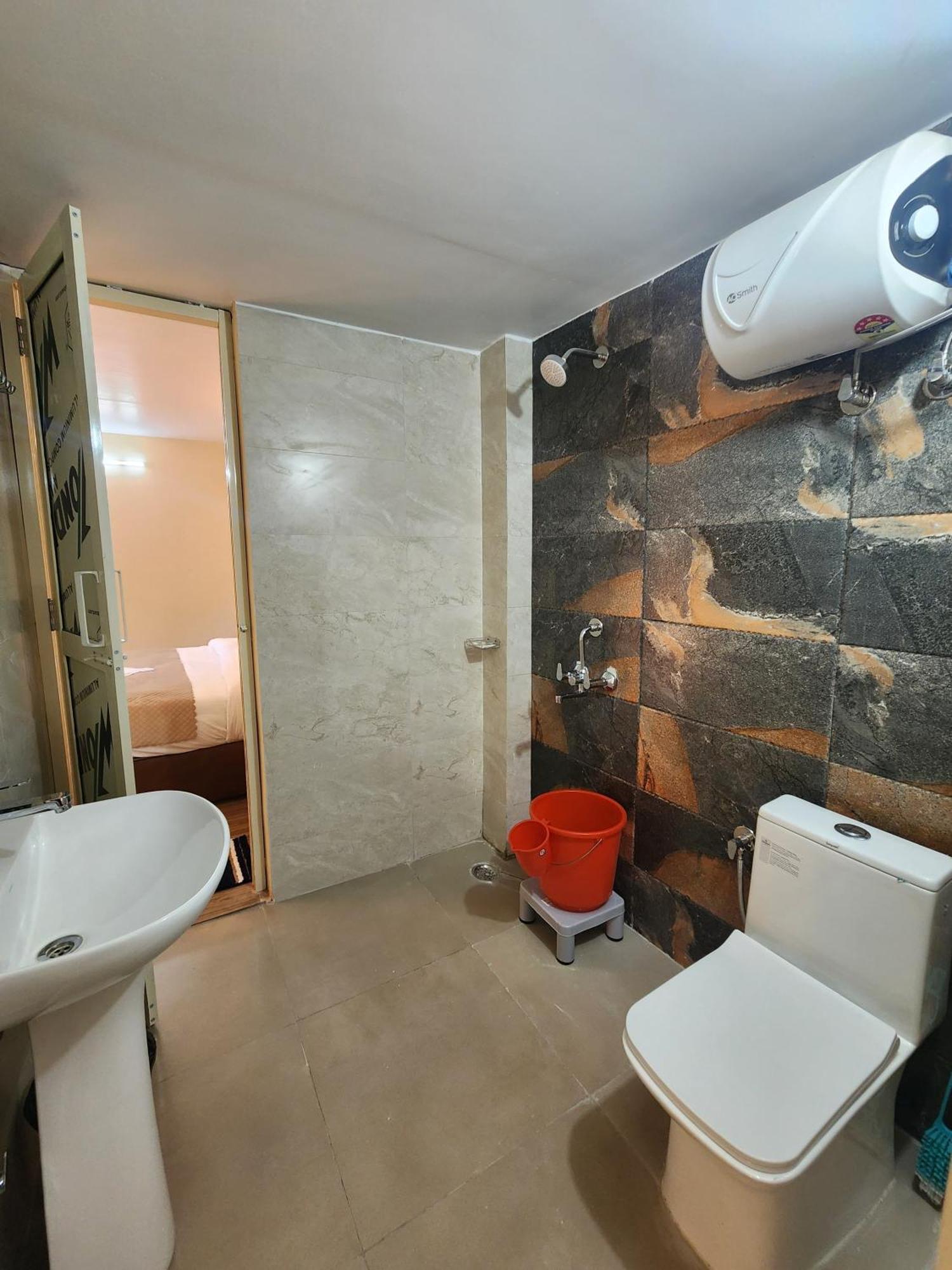Mountain Golden Ray Apartment Mukteshwar Exterior photo