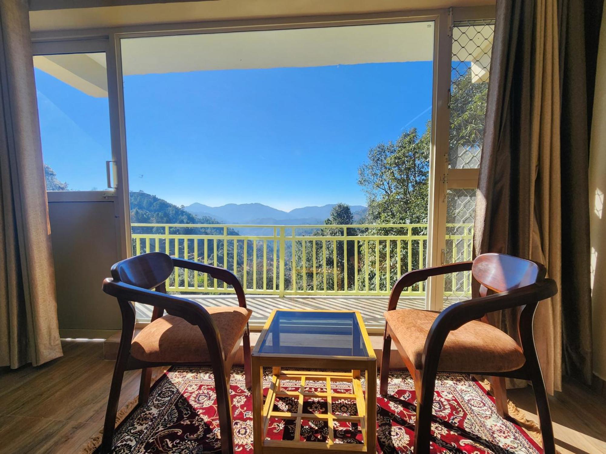 Mountain Golden Ray Apartment Mukteshwar Exterior photo